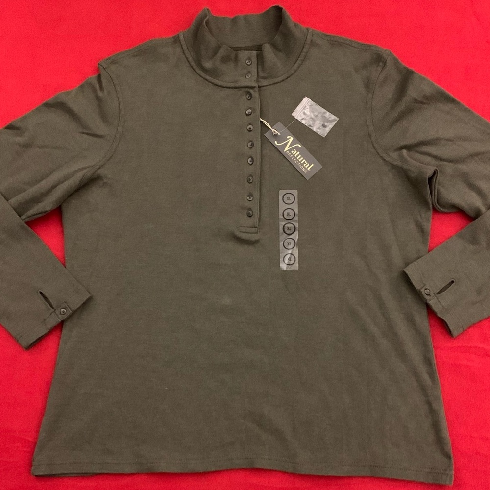 NATURAL REFLECTIONS LS 10 Button Olive Jersey